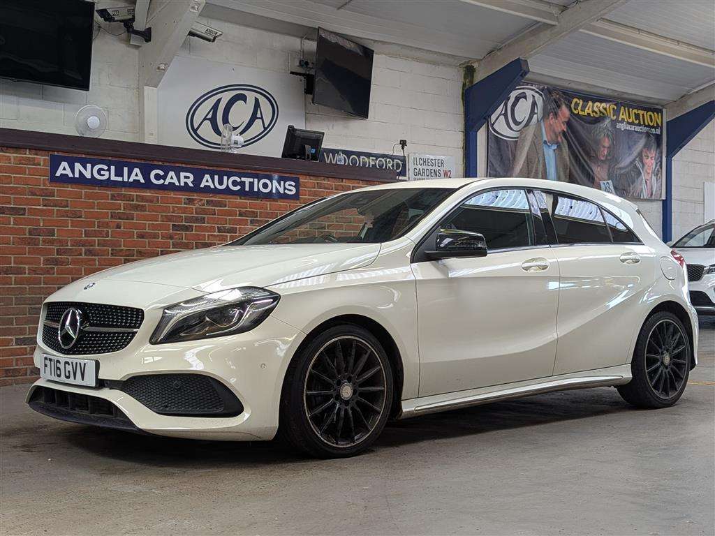 <p>2016 MERCEDES-BENZ A 200 D AMG LINE PREMIUM</p>