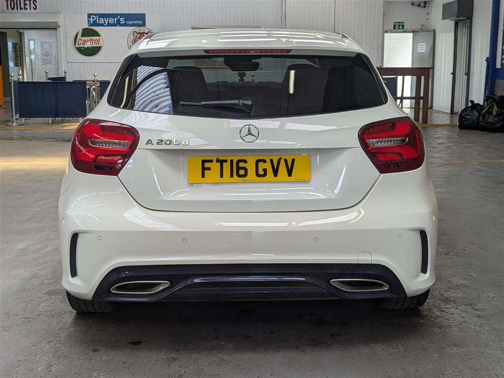 <p>2016 MERCEDES-BENZ A 200 D AMG LINE PREMIUM</p>