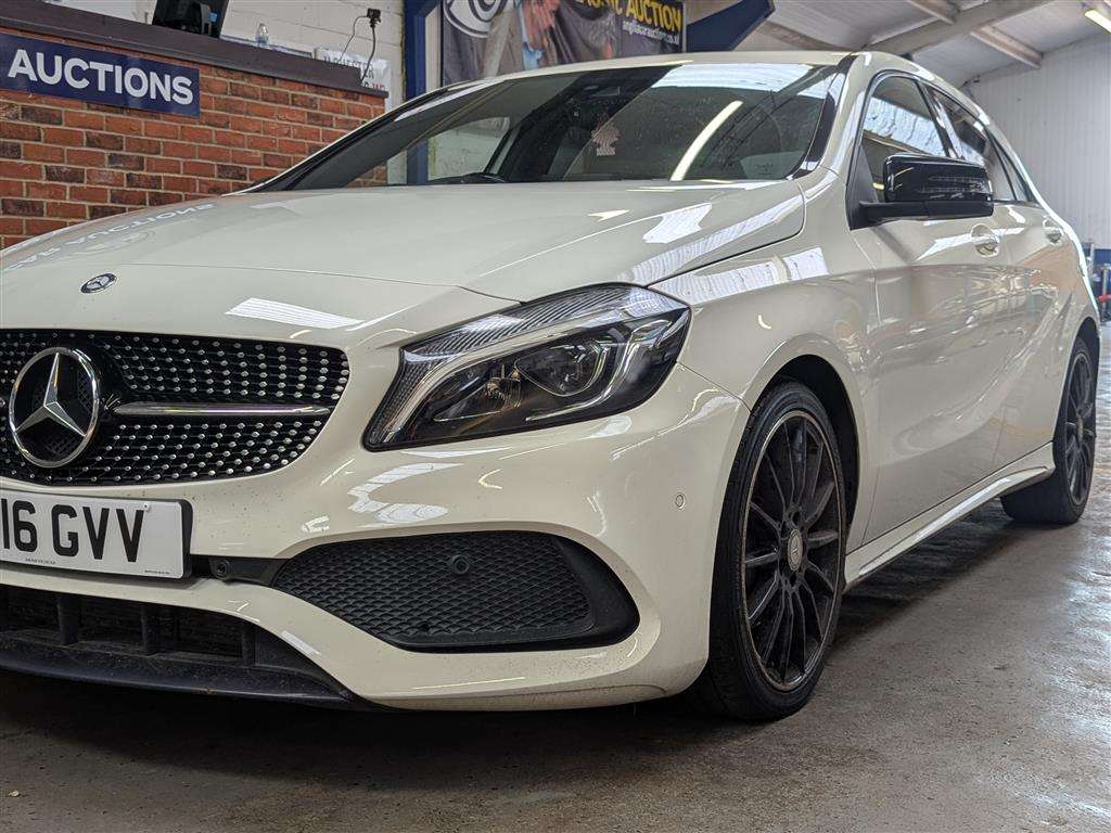 <p>2016 MERCEDES-BENZ A 200 D AMG LINE PREMIUM</p>