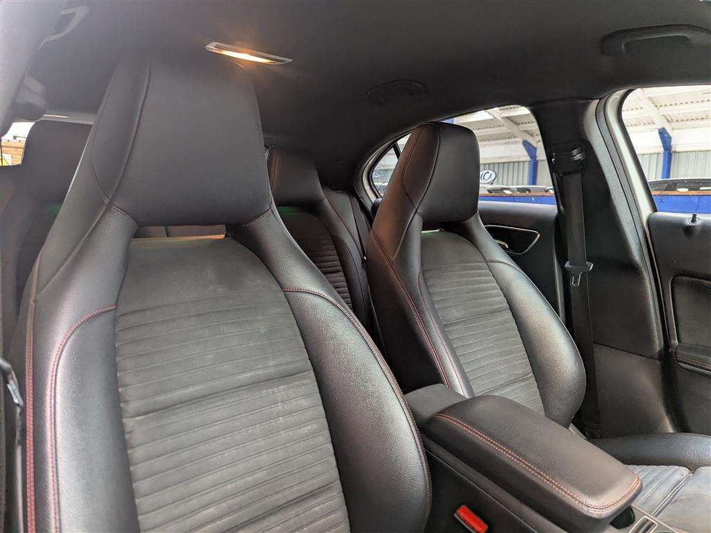 <p>2016 MERCEDES-BENZ A 200 D AMG LINE PREMIUM</p>