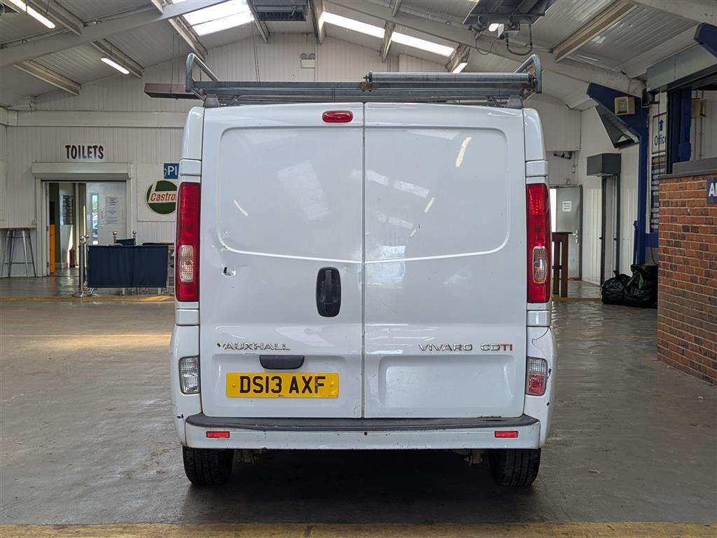 <p>2013 VAUXHALL VIVARO 2900 SPORTIVE CDTI</p>
