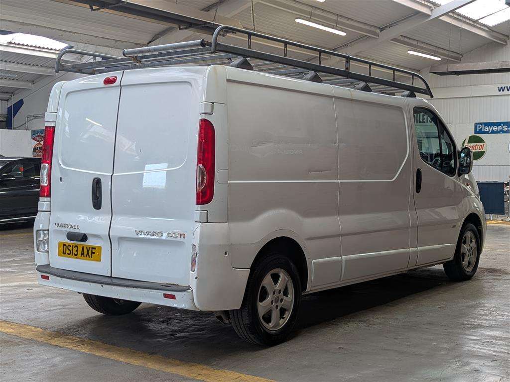 <p>2013 VAUXHALL VIVARO 2900 SPORTIVE CDTI</p>