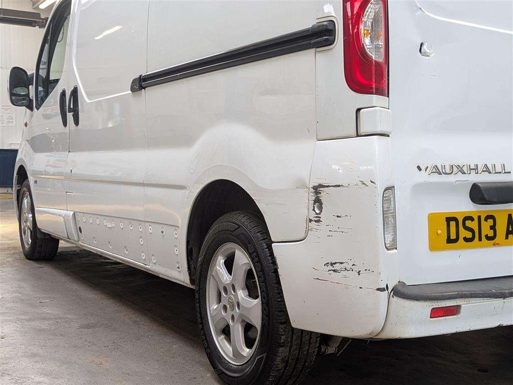 <p>2013 VAUXHALL VIVARO 2900 SPORTIVE CDTI</p>