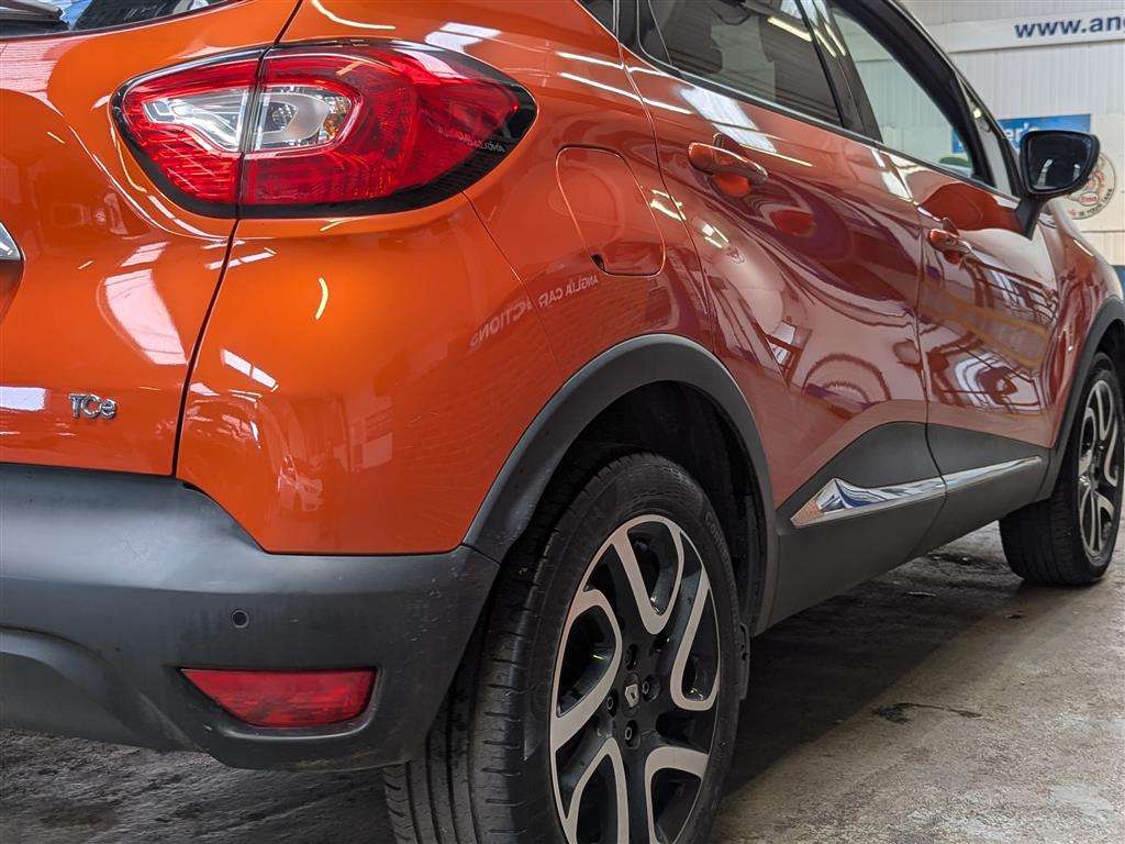 <p>2016 RENAULT CAPTUR DYNAMIQUE S NAV TC</p>