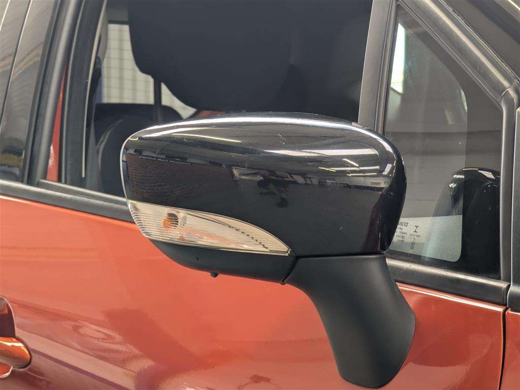 <p>2016 RENAULT CAPTUR DYNAMIQUE S NAV TC</p>