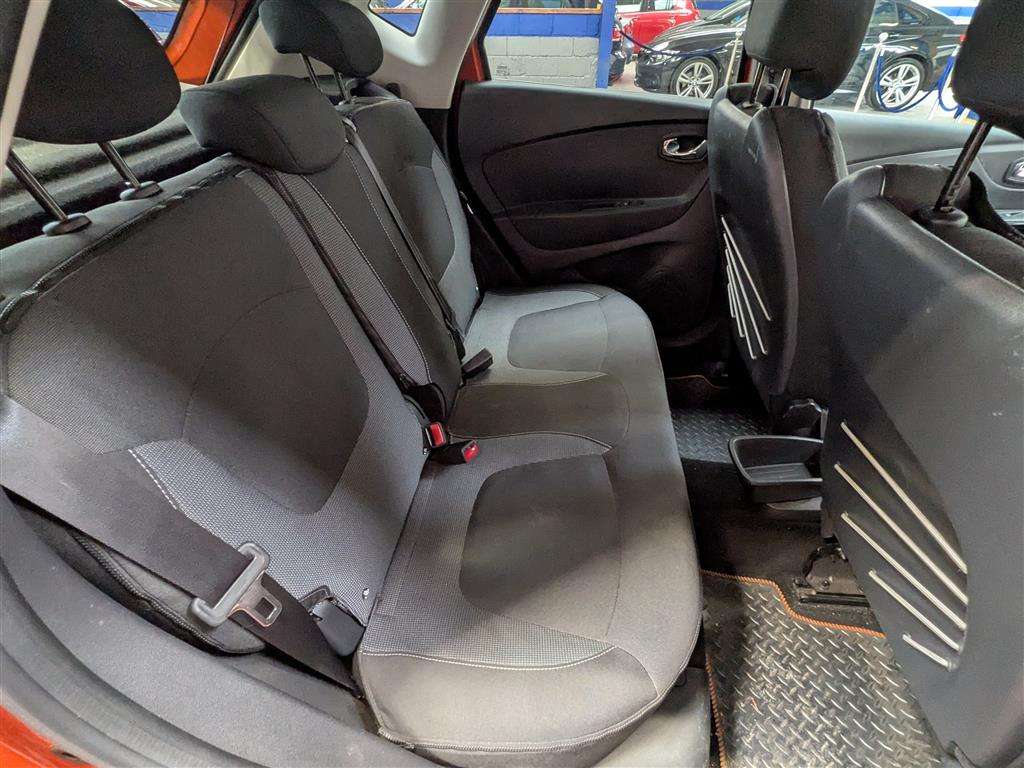 <p>2016 RENAULT CAPTUR DYNAMIQUE S NAV TC</p>