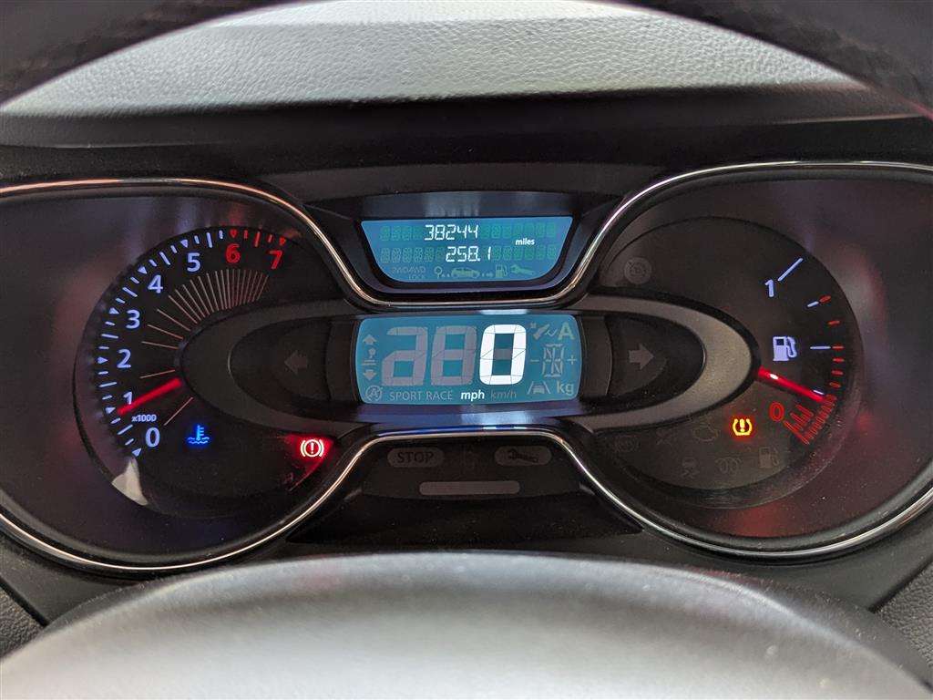<p>2016 RENAULT CAPTUR DYNAMIQUE S NAV TC</p>