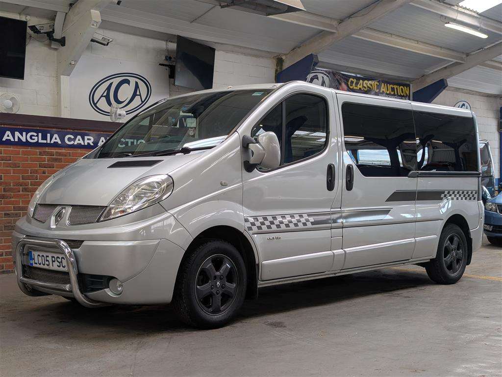 <p>2013 RENAULT TRAFIC LL29 SPORT DCI</p>