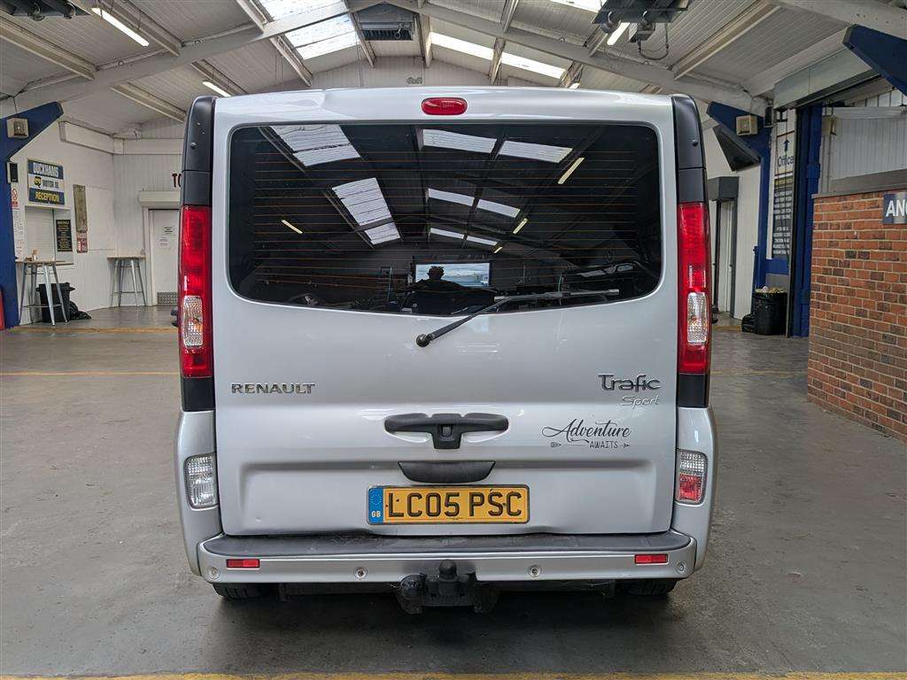 <p>2013 RENAULT TRAFIC LL29 SPORT DCI</p>