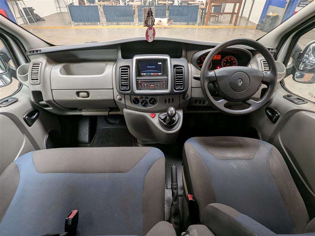 <p>2013 RENAULT TRAFIC LL29 SPORT DCI</p>