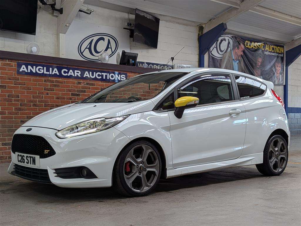 <p>2014 FORD FIESTA ST-2 TURBO</p>