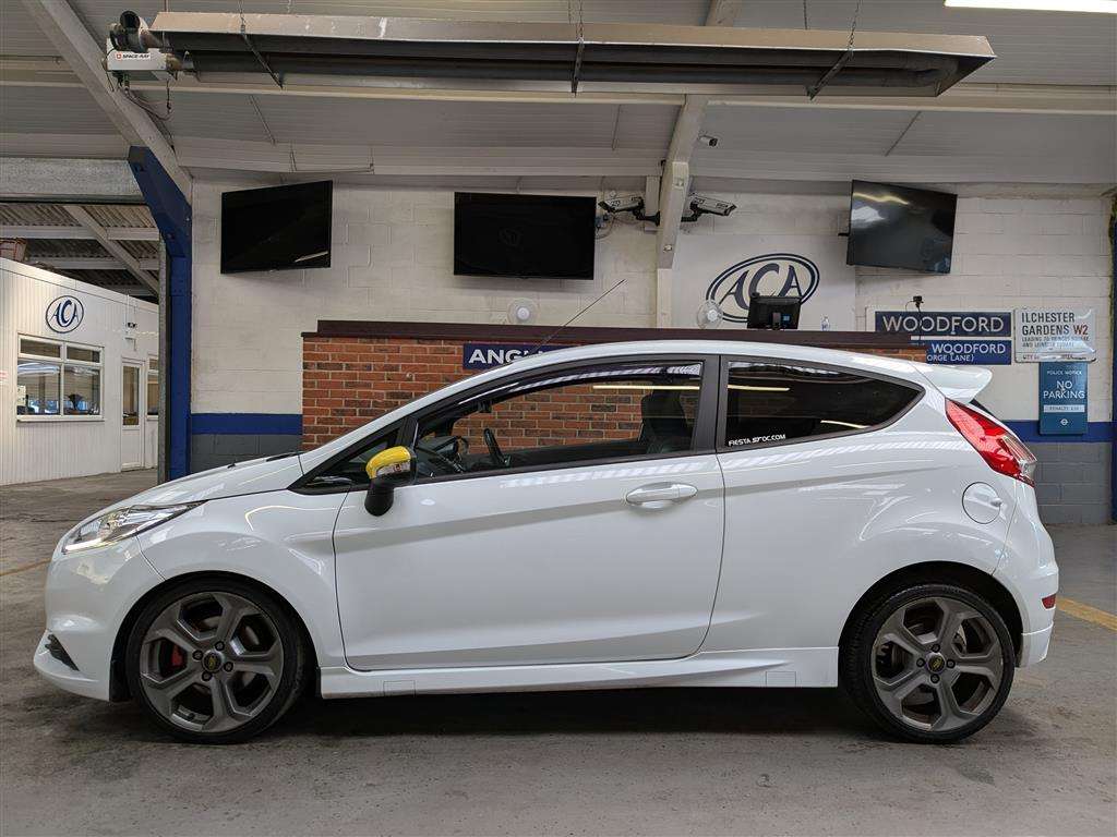 <p>2014 FORD FIESTA ST-2 TURBO</p>