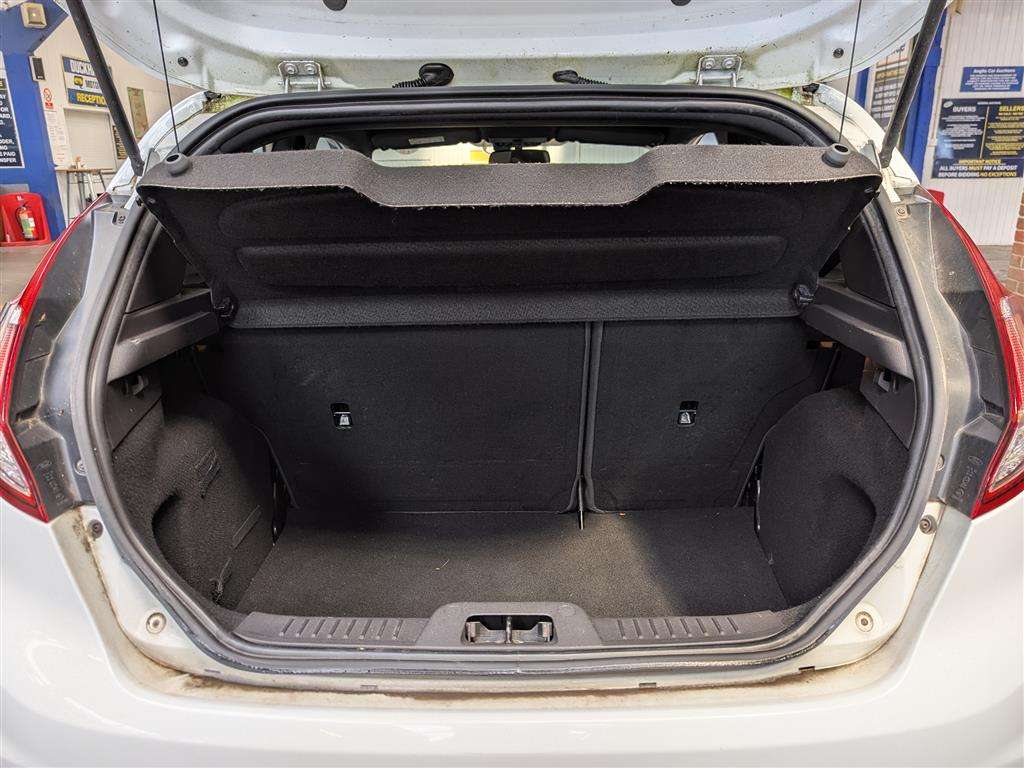 <p>2014 FORD FIESTA ST-2 TURBO</p>