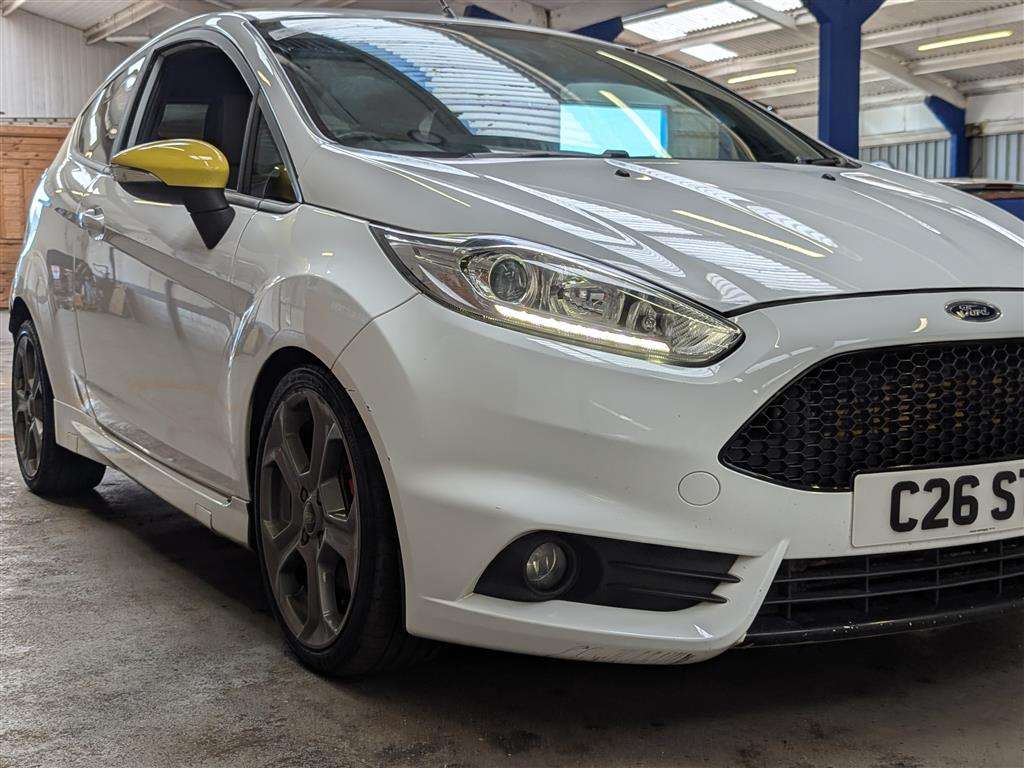 <p>2014 FORD FIESTA ST-2 TURBO</p>