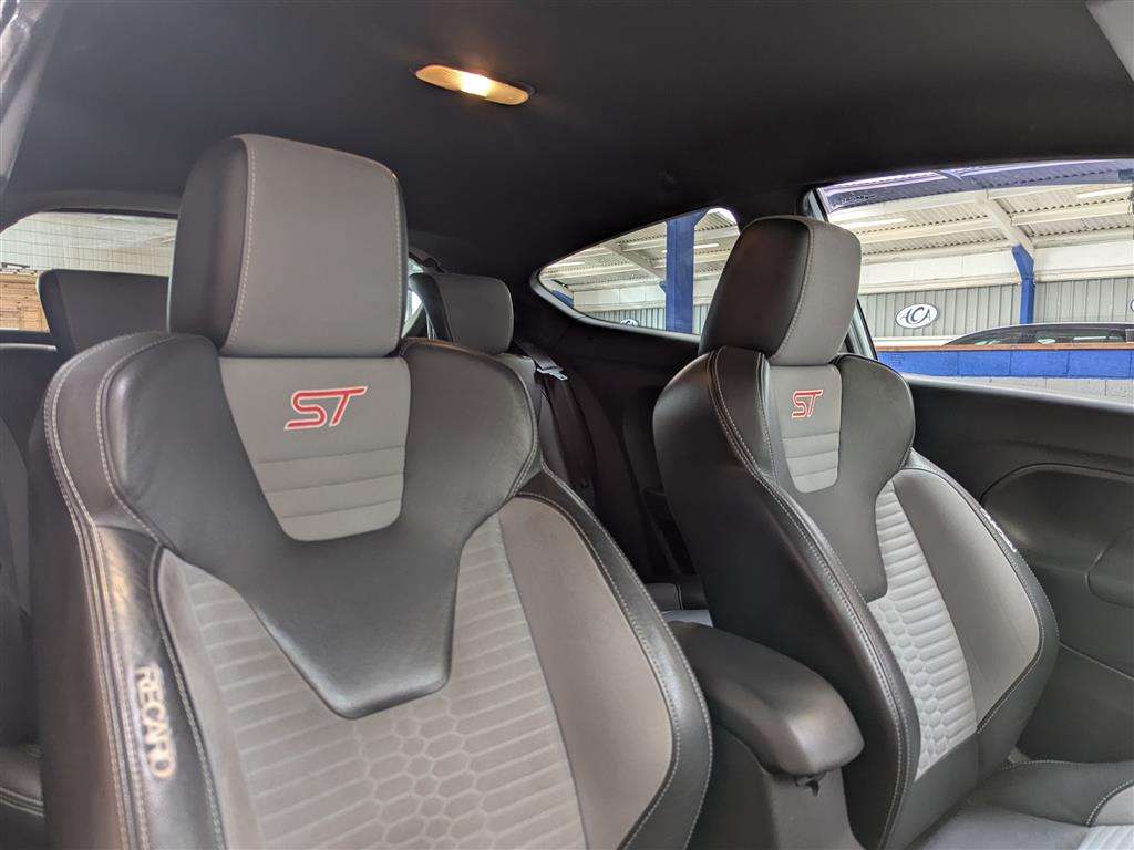 <p>2014 FORD FIESTA ST-2 TURBO</p>