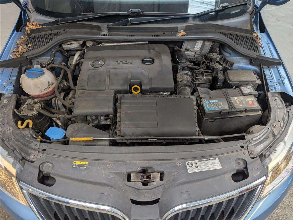 <p>2016 SKODA RAPID SE TDI</p>