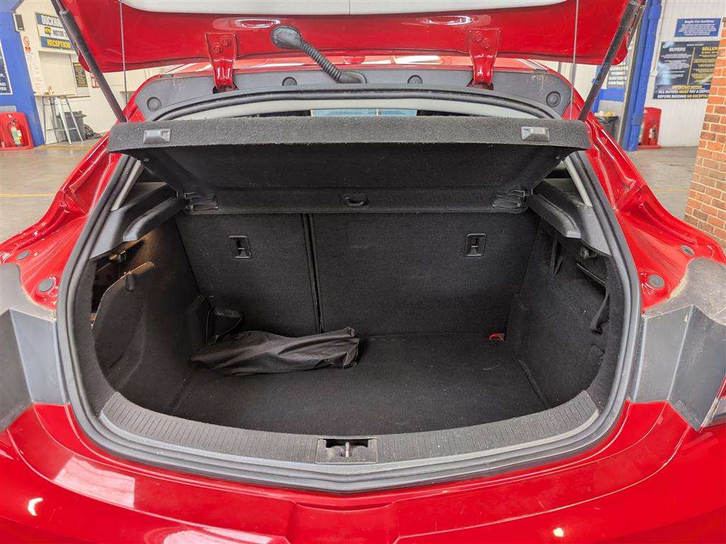 <p>2014 VAUXHALL ASTRA GTC SPORT TURBO AUT</p>