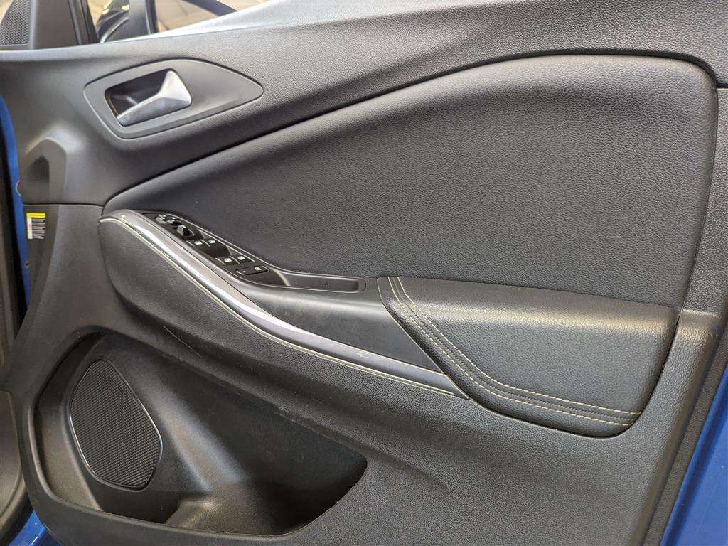 <p>2020 VAUXHALL GRANDLAND X SRI NAV TURBO</p>