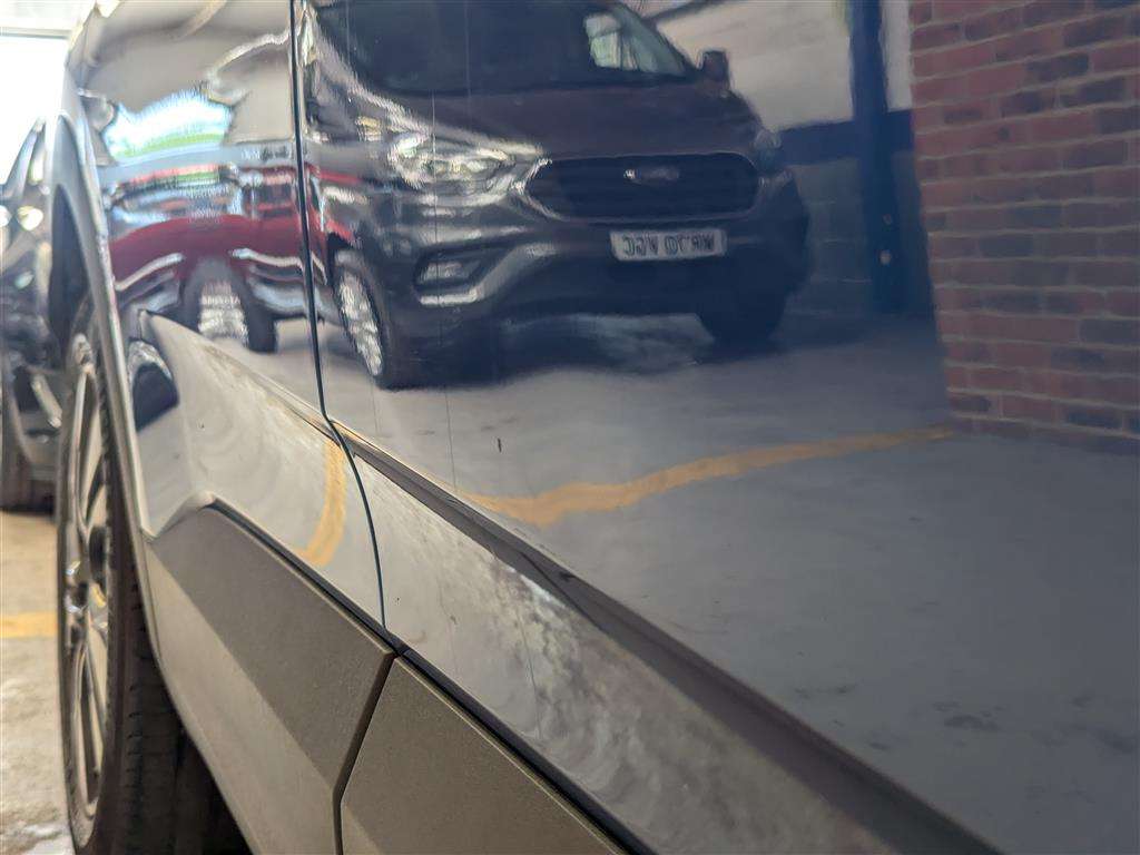 <p>2020 VAUXHALL GRANDLAND X SRI NAV TURBO</p>
