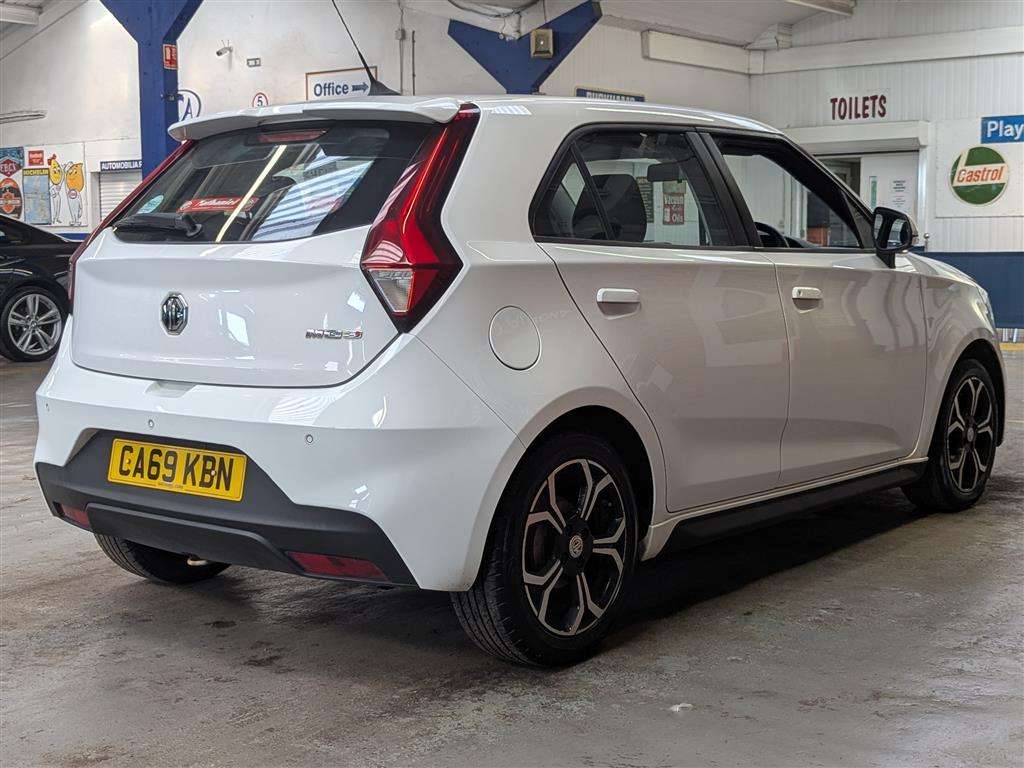 <p>2019 MG 3 EXCITE VTI-TECH</p>