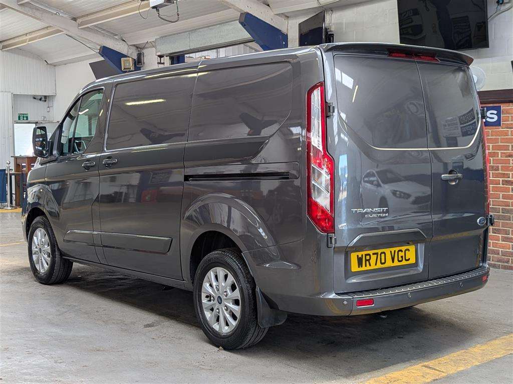 <p>2020 FORD TRANSIT CUSTOM 300LIMITD **SOLD</p>