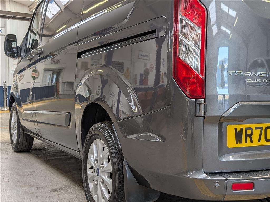 <p>2020 FORD TRANSIT CUSTOM 300LIMITD **SOLD</p>