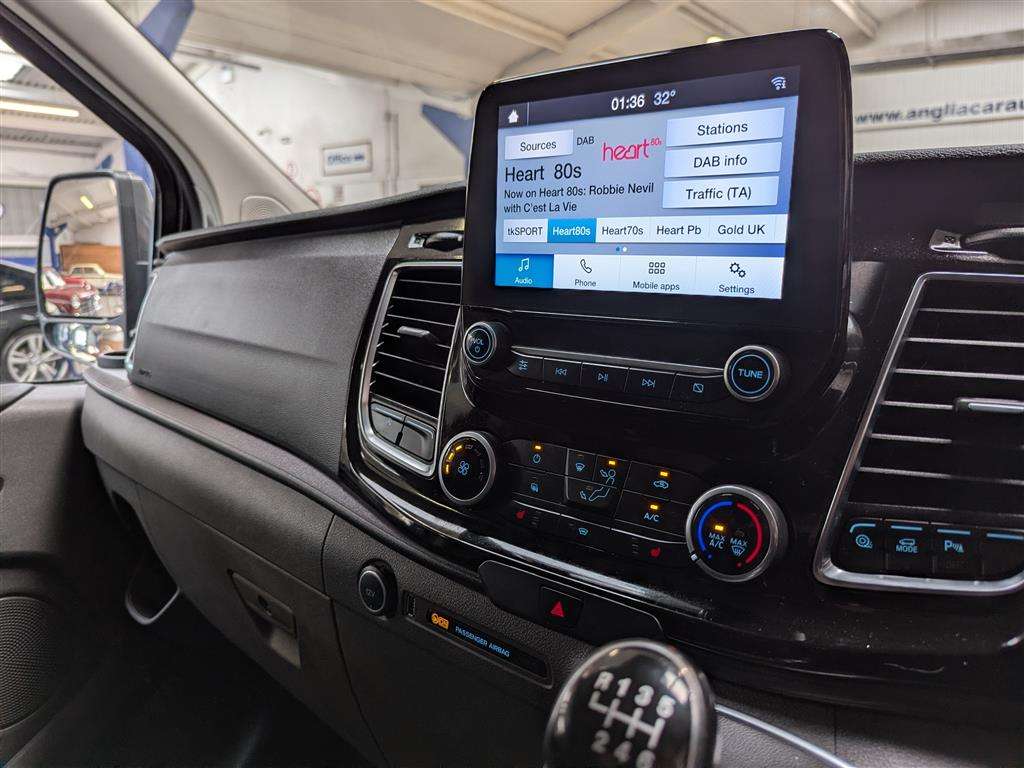 <p>2020 FORD TRANSIT CUSTOM 300LIMITD **SOLD</p>