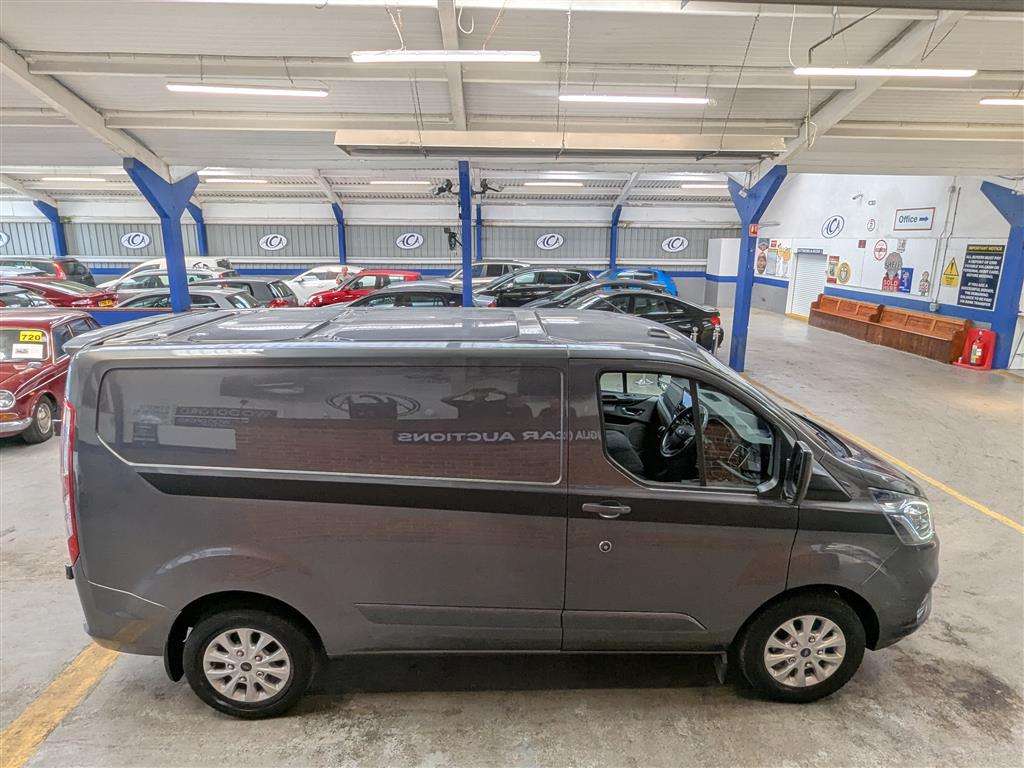 <p>2020 FORD TRANSIT CUSTOM 300LIMITD **SOLD</p>