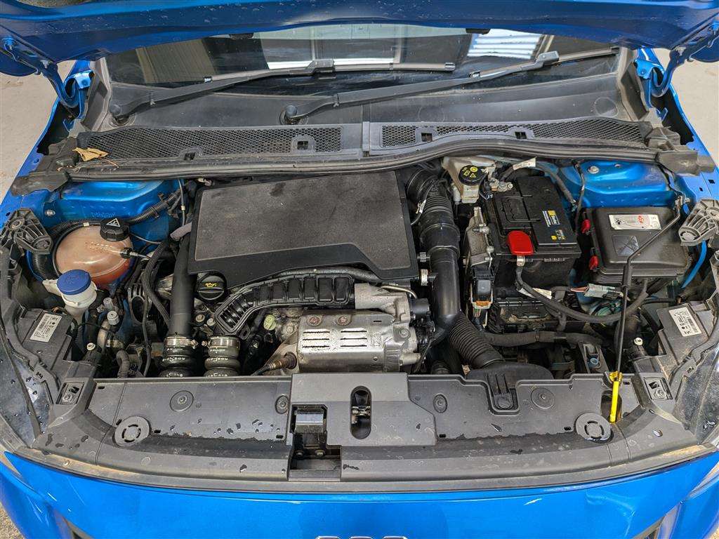 <p>2020 PEUGEOT 208 ALLURE PREMIUM PURETE</p>