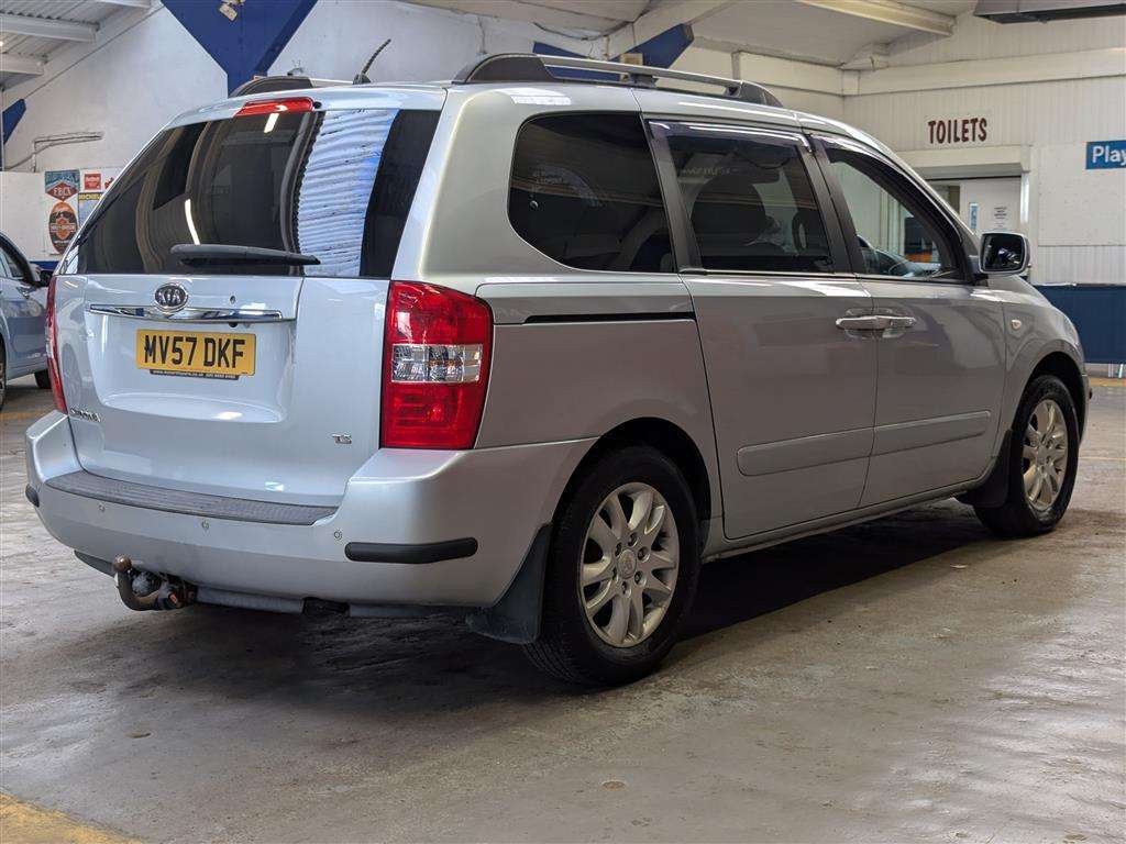<p>2007 KIA SEDONA TS A</p>