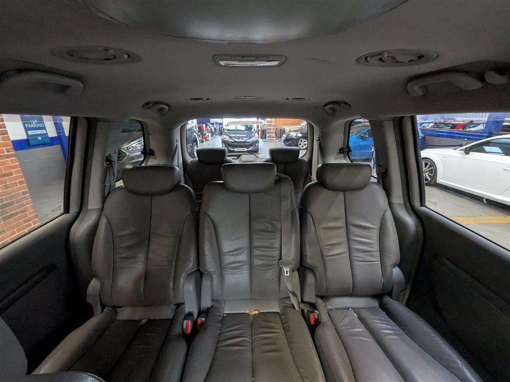 <p>2007 KIA SEDONA TS A</p>