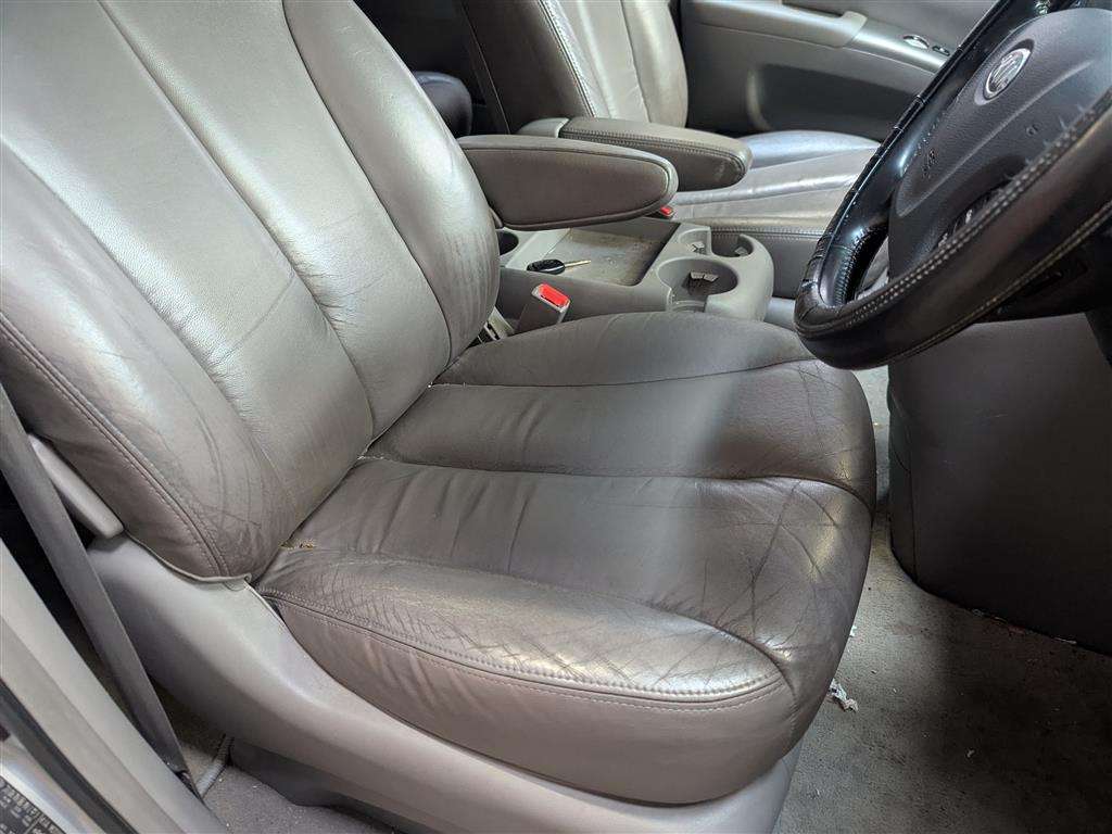 <p>2007 KIA SEDONA TS A</p>