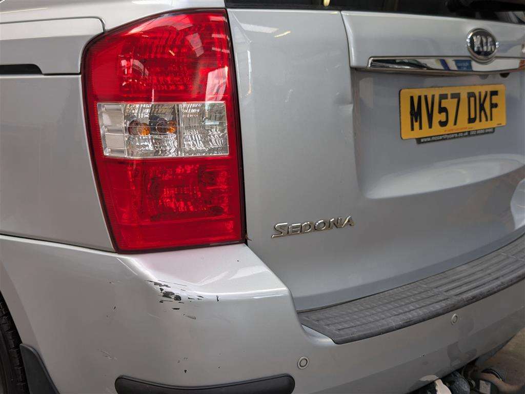 <p>2007 KIA SEDONA TS A</p>