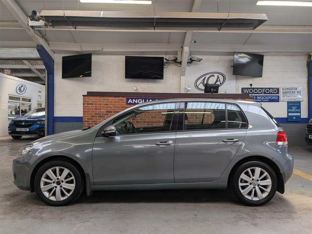 <p>2012 VOLKSWAGEN GOLF MATCH TDI BLUETECH</p>