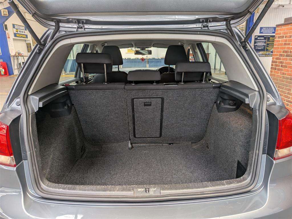 <p>2012 VOLKSWAGEN GOLF MATCH TDI BLUETECH</p>