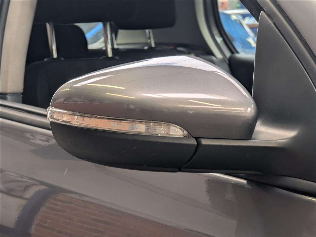 <p>2012 VOLKSWAGEN GOLF MATCH TDI BLUETECH</p>