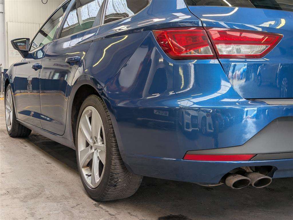 <p>2014 SEAT LEON FR TECHNOLOGY TSI</p>