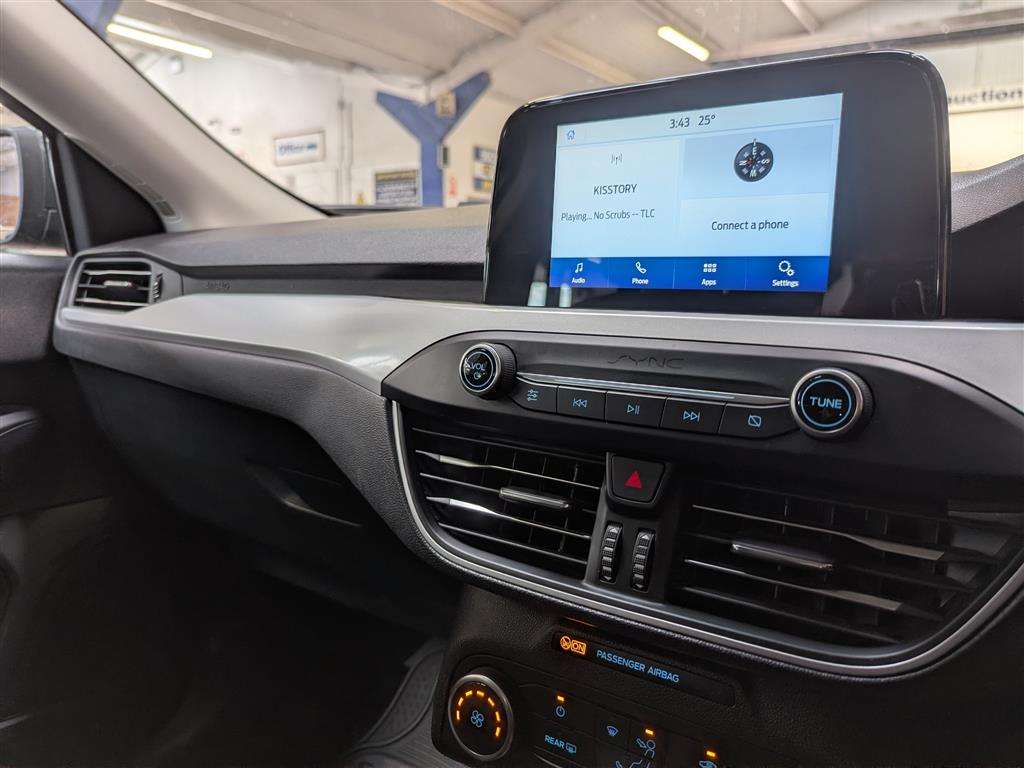 <p>2018 FORD FOCUS ZETEC</p>