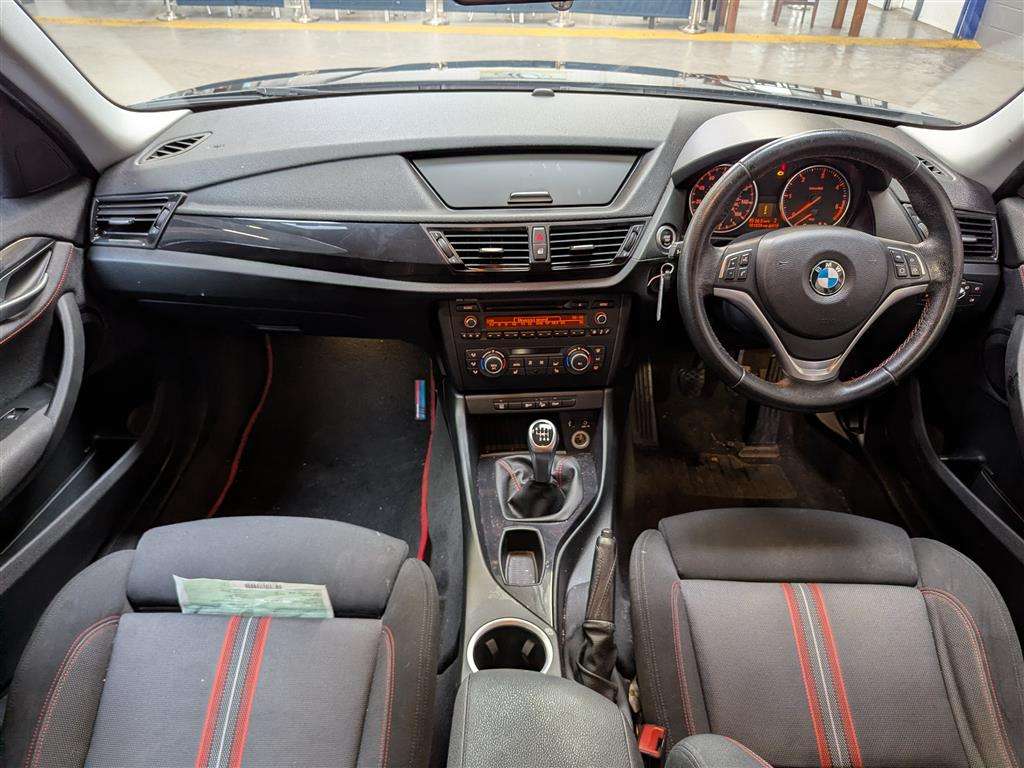 <p>2013 BMW X1 XDRIVE20D SPORT</p>