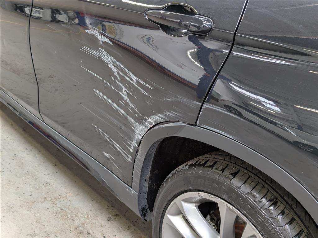 <p>2013 BMW X1 XDRIVE20D SPORT</p>