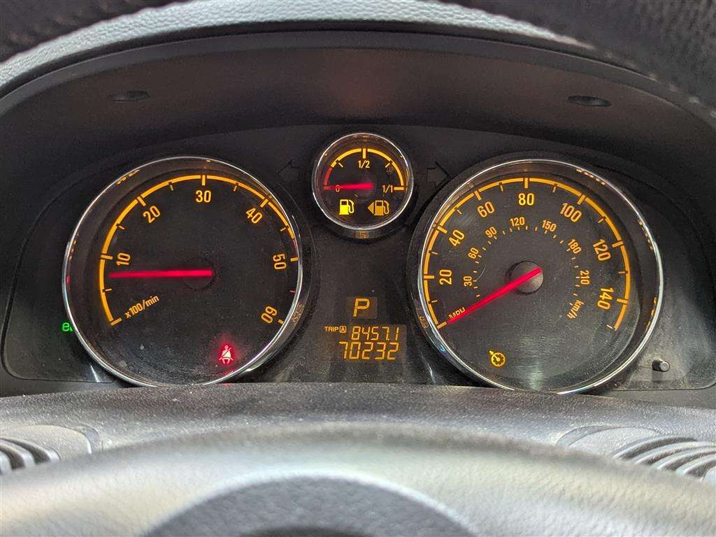 <p>2011 VAUXHALL ANTARA SE CDTI 4X4 AUTO</p>