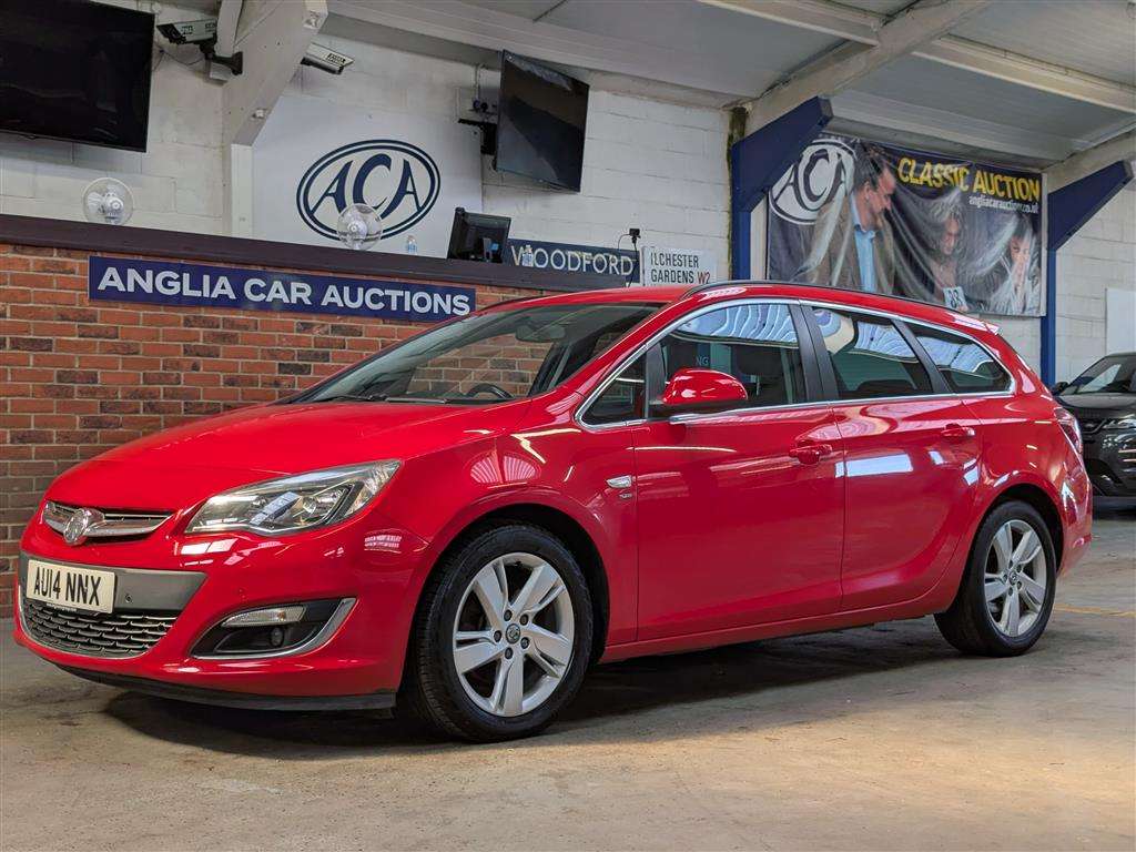 <p>2014 VAUXHALL ASTRA SRI CDTI AUTO</p>