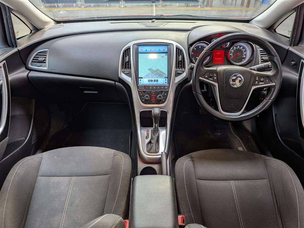 <p>2014 VAUXHALL ASTRA SRI CDTI AUTO</p>