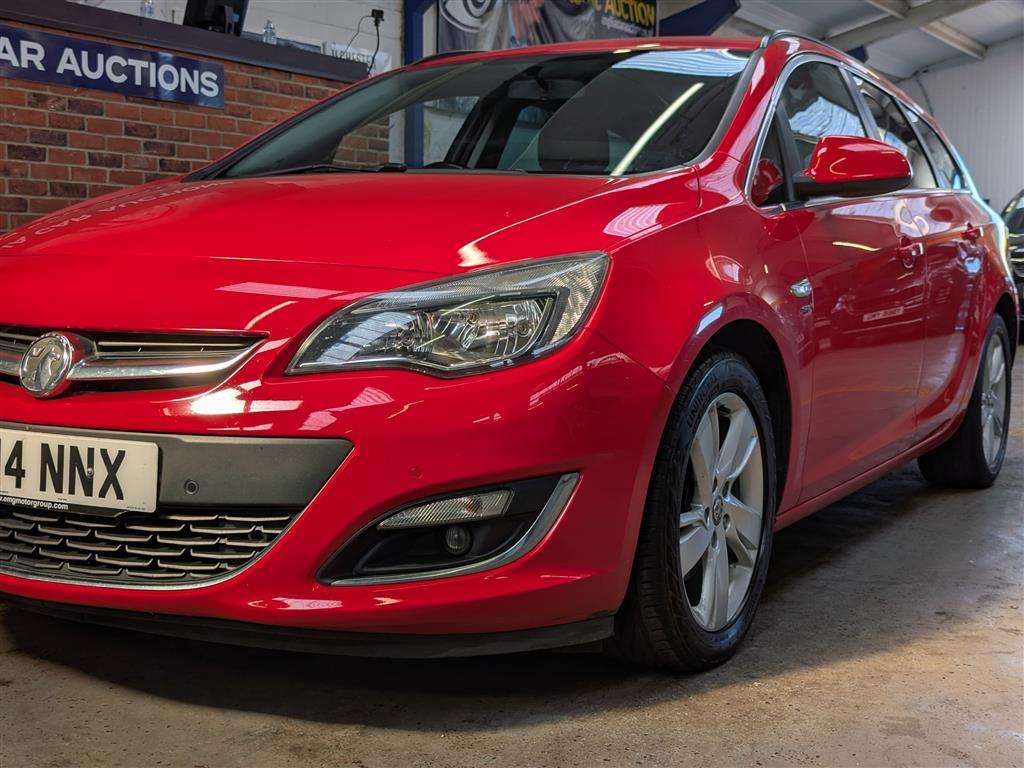 <p>2014 VAUXHALL ASTRA SRI CDTI AUTO</p>
