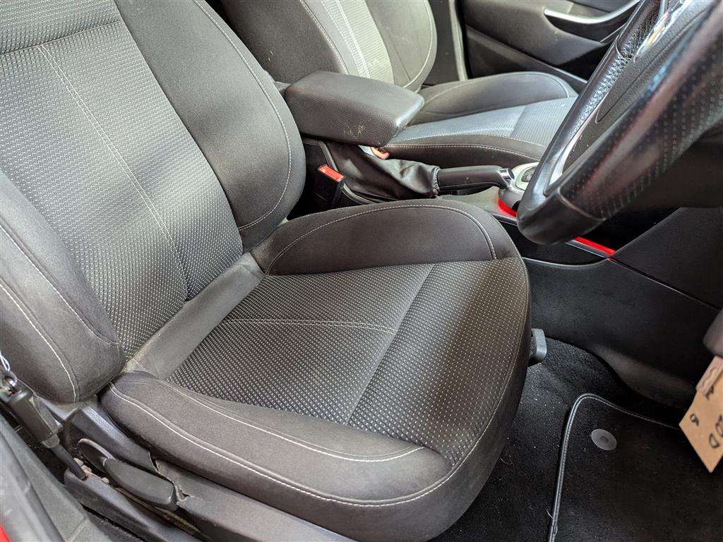 <p>2014 VAUXHALL ASTRA SRI CDTI AUTO</p>