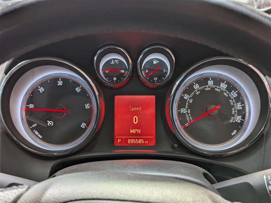 <p>2014 VAUXHALL ASTRA SRI CDTI AUTO</p>