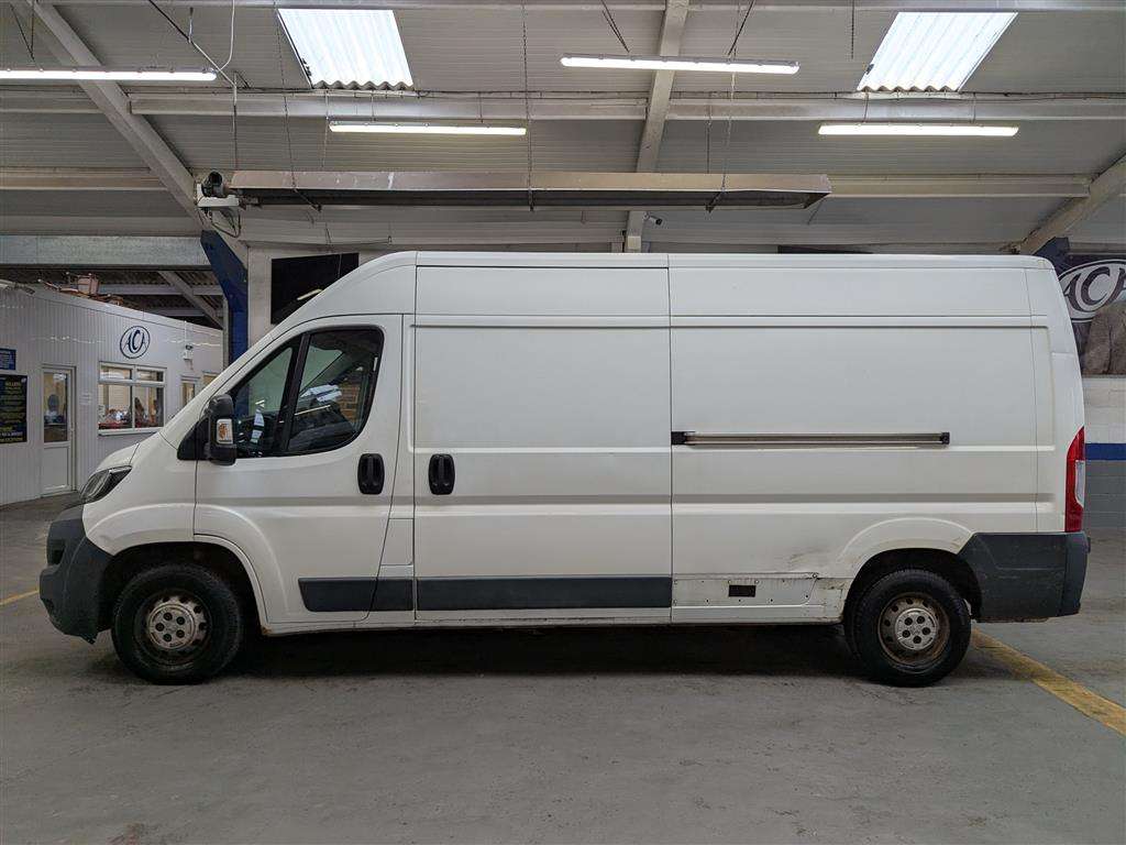 <p>2016 PEUGEOT BOXER 335 PROFESSIONAL L3</p>