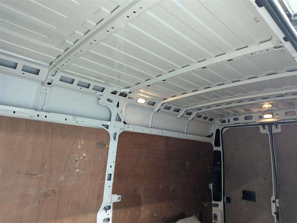 <p>2016 PEUGEOT BOXER 335 PROFESSIONAL L3</p>