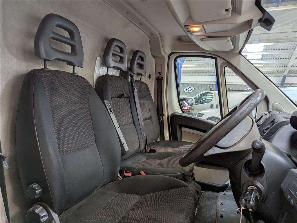<p>2016 PEUGEOT BOXER 335 PROFESSIONAL L3</p>