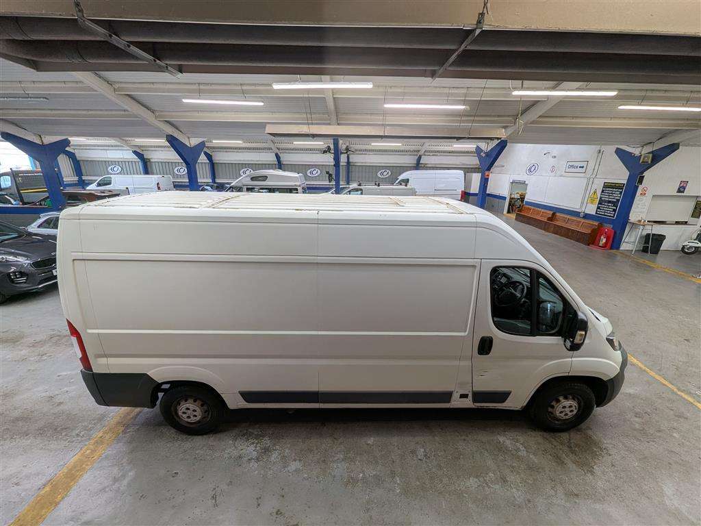<p>2016 PEUGEOT BOXER 335 PROFESSIONAL L3</p>